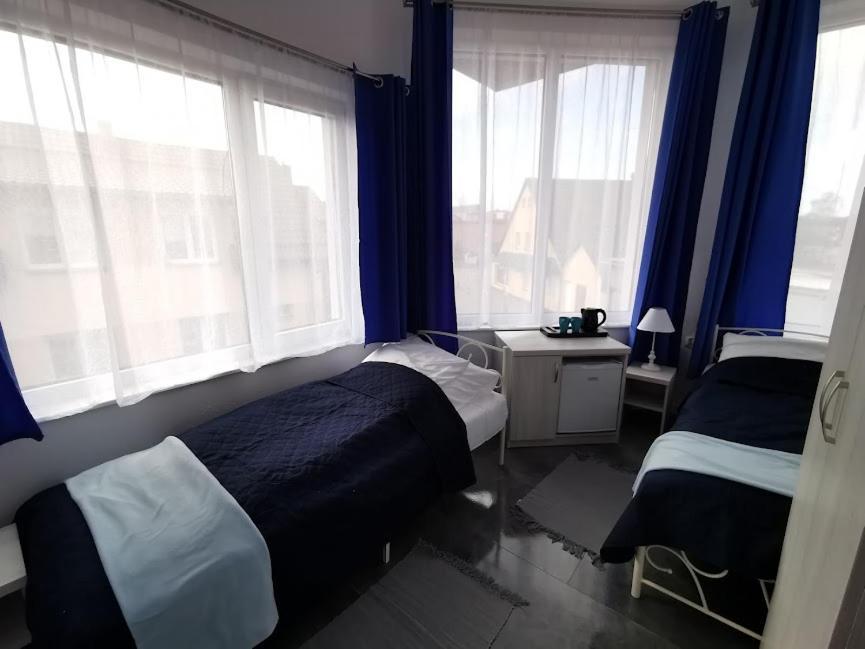 Hotel Pokoje dwuosobowe Rowy  Zewnętrze zdjęcie
